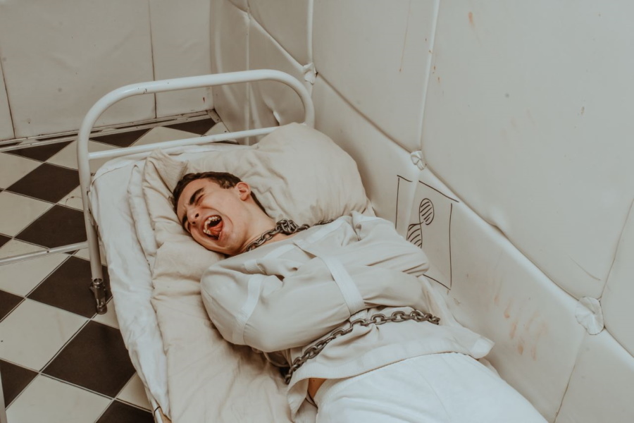 Квест в реальности Побег из психбольницы от компании Место квестов Квест в реальности Побег из психбольницы от компании Место квестов