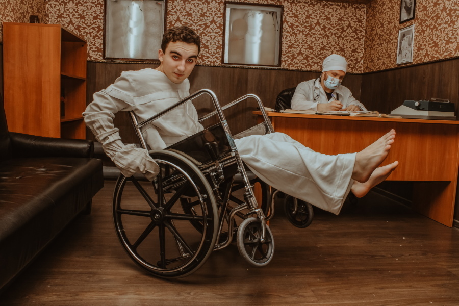 Квест в реальности Побег из психбольницы от компании Место квестов Квест в реальности Побег из психбольницы от компании Место квестов