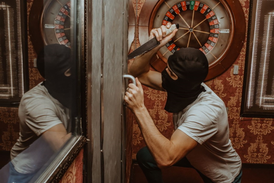 Квест в реальности Ограбление казино от компании Место квестов Квест в реальности Ограбление казино от компании Место квестов